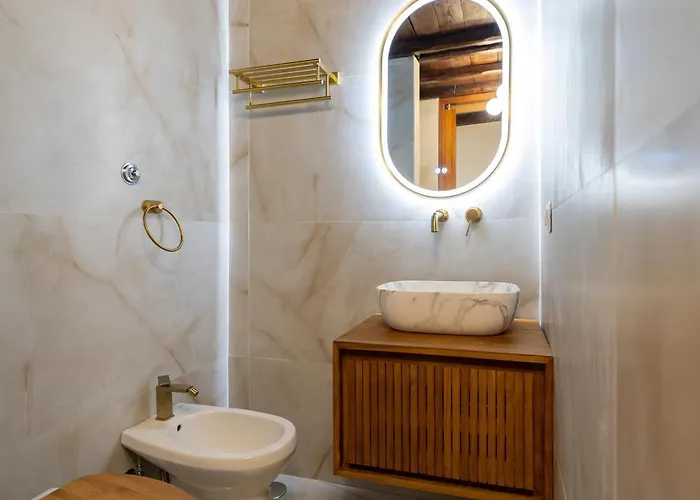 Elegant Design Two Bedroom Near Spanish Steps Center * Roma